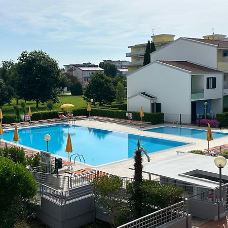 Villaggio Luna Swimmingpool- Agenzia Cocal Caorle Kültér fotó