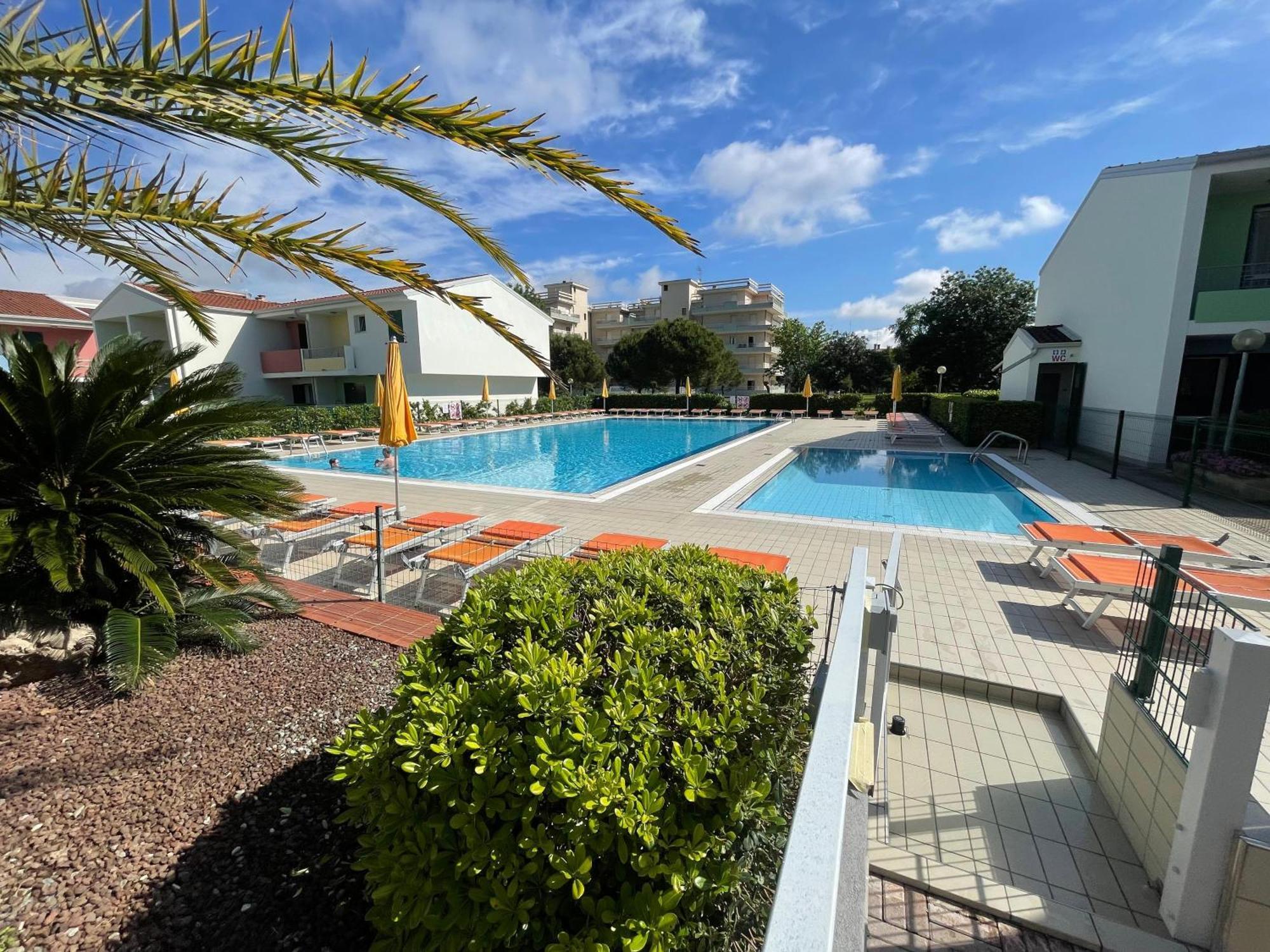 Villaggio Luna Swimmingpool- Agenzia Cocal Caorle Kültér fotó