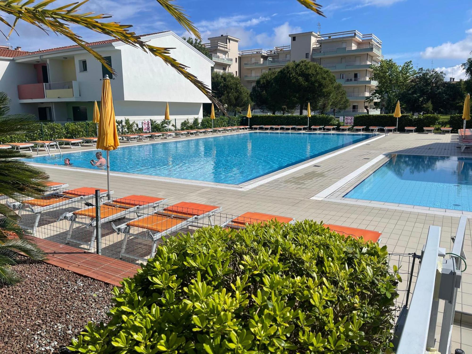 Villaggio Luna Swimmingpool- Agenzia Cocal Caorle Kültér fotó